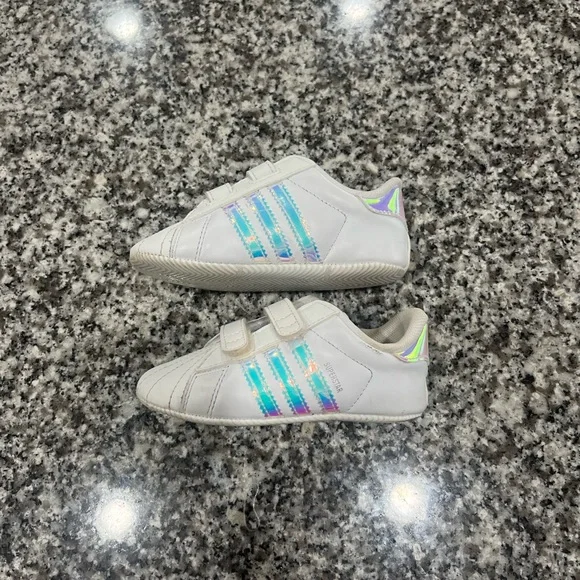 Adidas size 5 toddler on sale